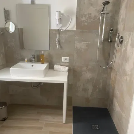 Guest house Corso Italia 72 *