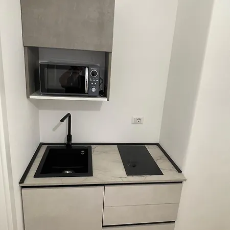 Corso Italia 72 בית הארחה קטאניה
